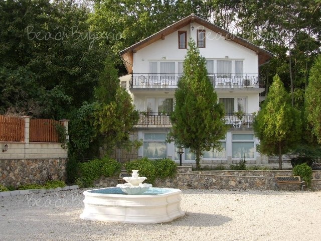 Вилла Вилла