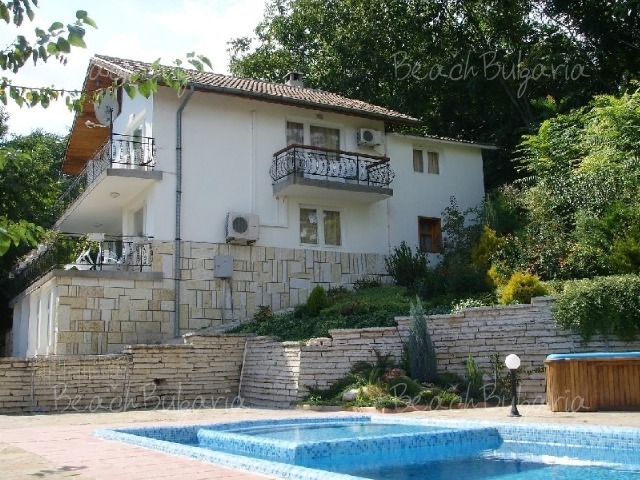 Вилла Вилла