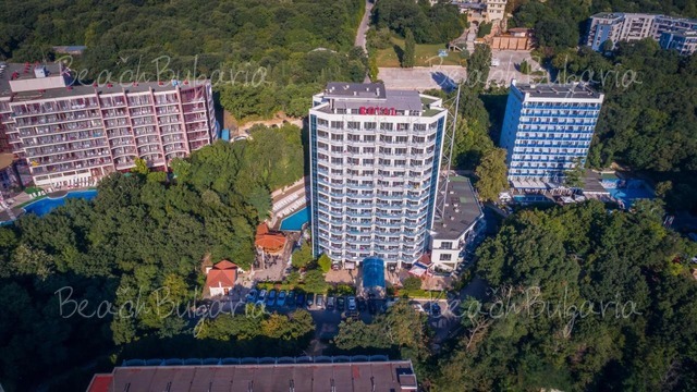 Regina Hotel (ex Royal Hotel)2