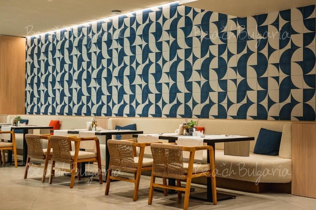  Four Points by Sheraton Sunny Beac16