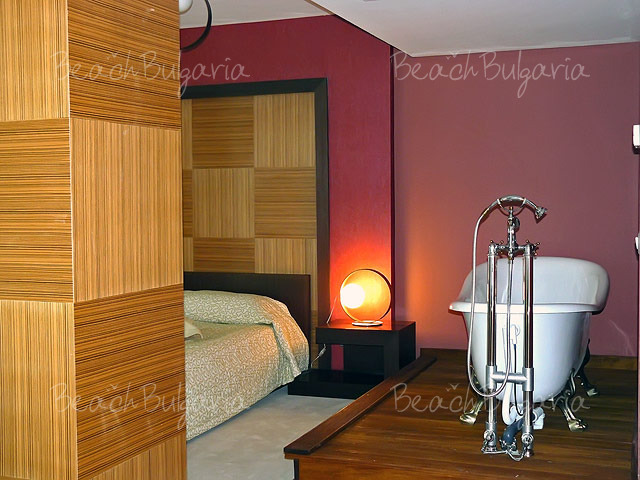 Sandy Bay Hotel14