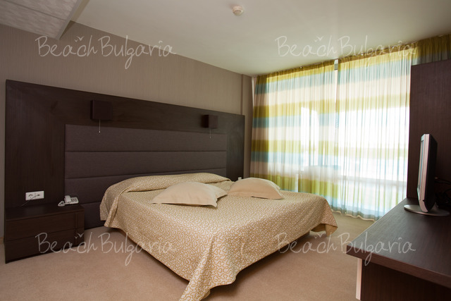 Sandy Bay Hotel23