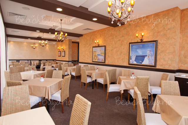 Sandy Bay Hotel28