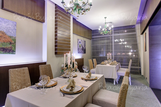 Sandy Bay Hotel37