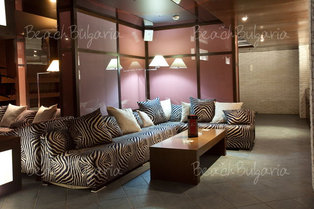 Sandy Bay Hotel47
